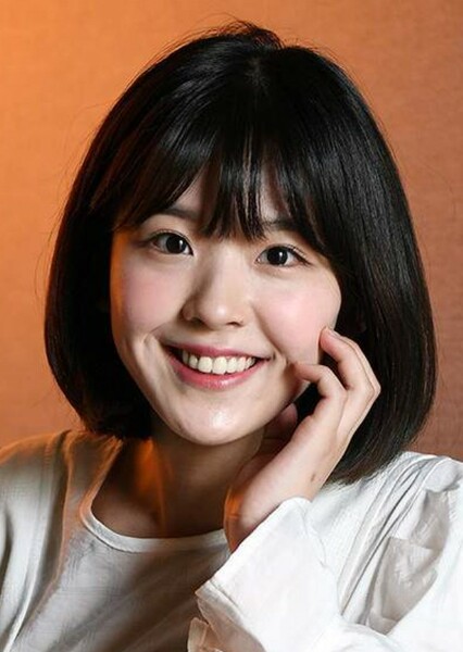 Kim Si-eun photo