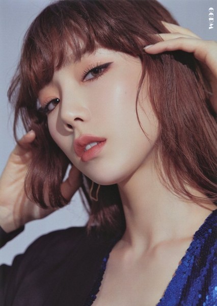 Taeyeon photo