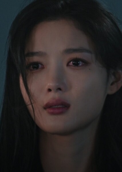 Kim Yoo-jung photo