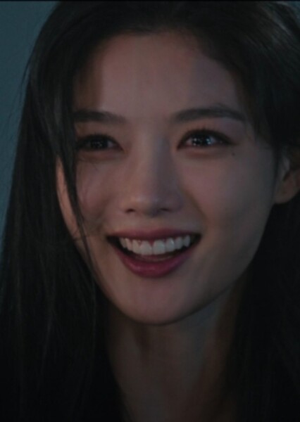 Kim Yoo-jung photo