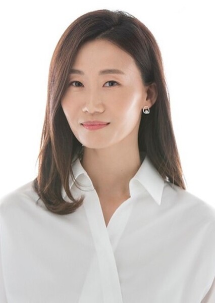 Kim Young-ah photo