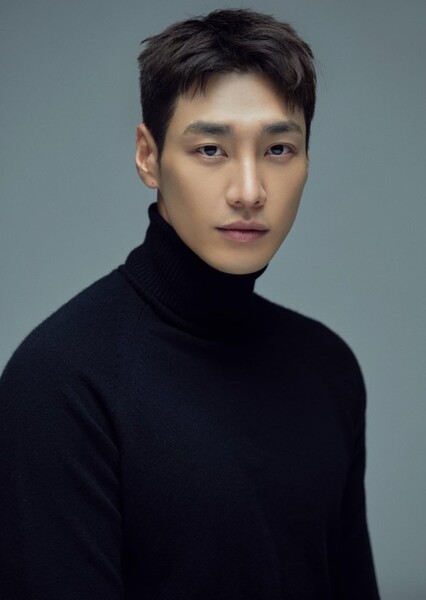 Kim Young-kwang photo