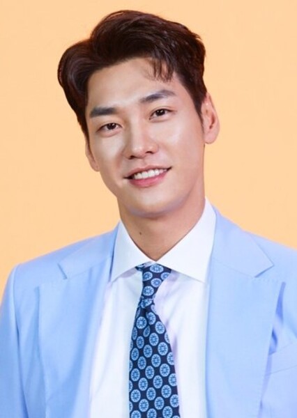 Kim Young-kwang photo