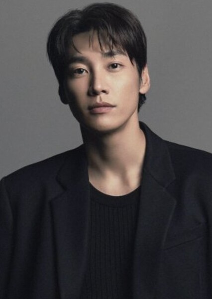 Kim Young-kwang photo