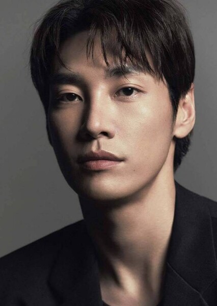 Kim Young-kwang photo
