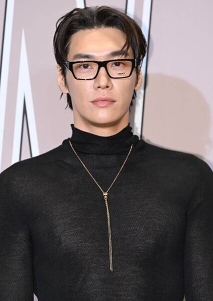 Kim Young-kwang photo