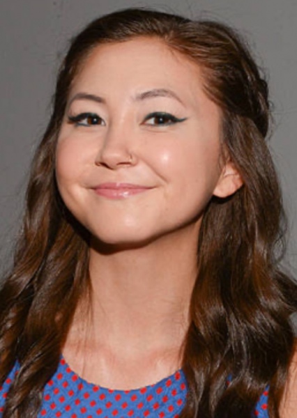 Kimiko Glenn photo