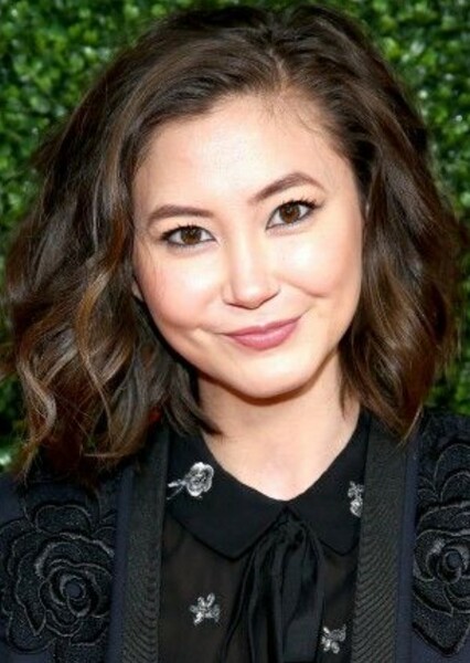 Kimiko Glenn photo