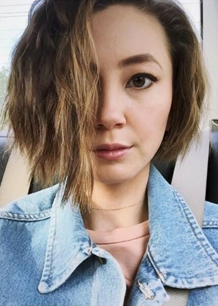 Kimiko Glenn photo