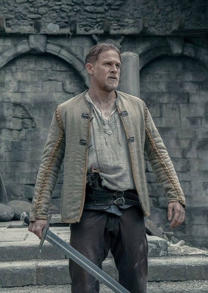 King Arthur (King Arthur: Legend of the Sword) photo