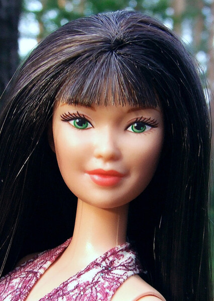Kira (Barbie)