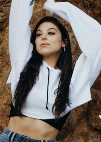 Kira Kosarin photo