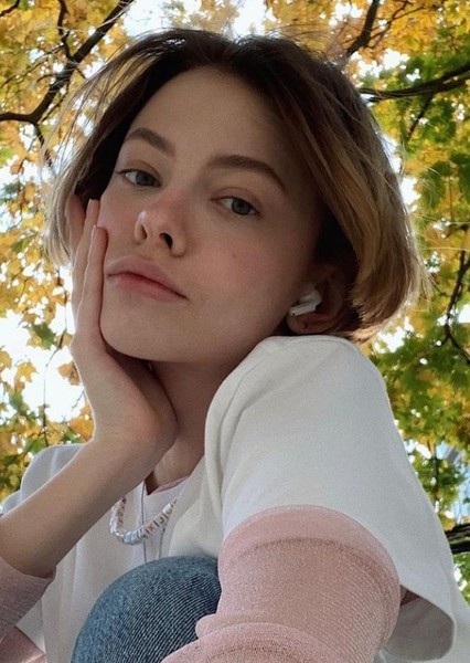 Kira Rausch photo