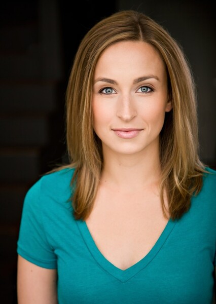 Kira Tozer photo