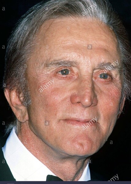 Kirk Douglas photo