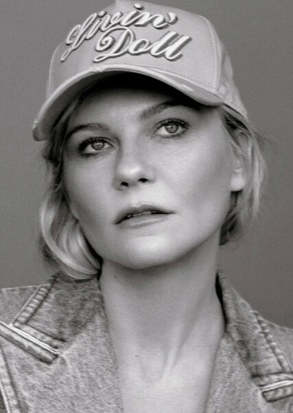 Kirsten Dunst photo