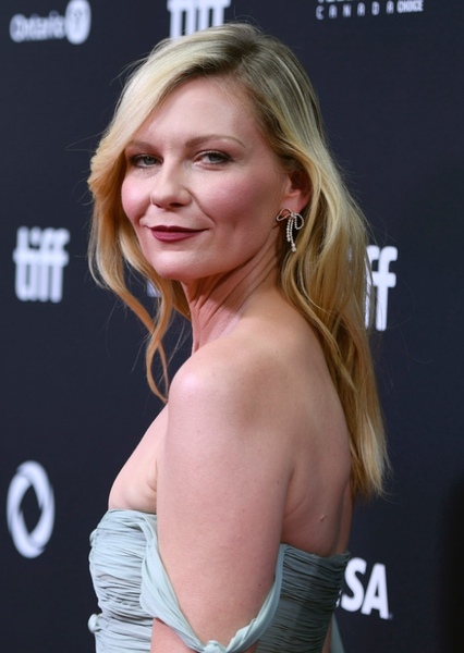 Kirsten Dunst photo