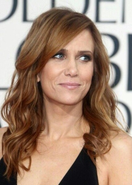 Kirsten Wiig photo
