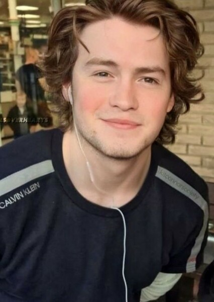 Kit Connor photo