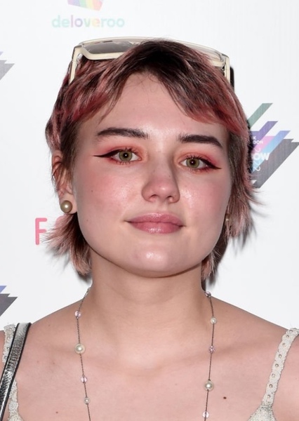 Kizzy Edgell photo