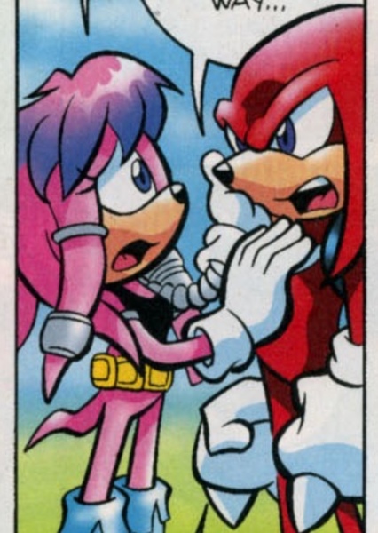 Knuckles and Julie-Su photo