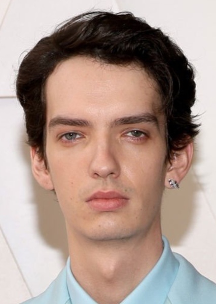 Kodi Smit-McPhee