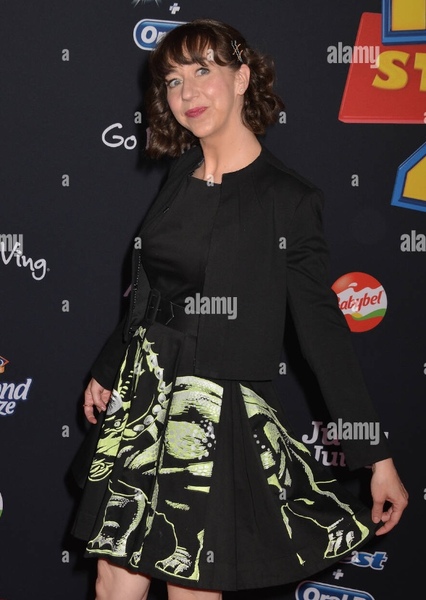 Kristen Schaal photo