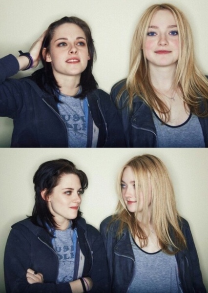 Kristen Stewart and Dakota Fanning photo