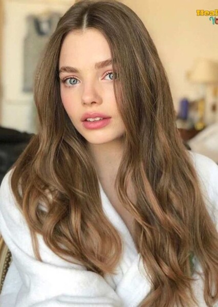 Kristine Froseth photo