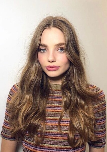 Kristine Froseth photo