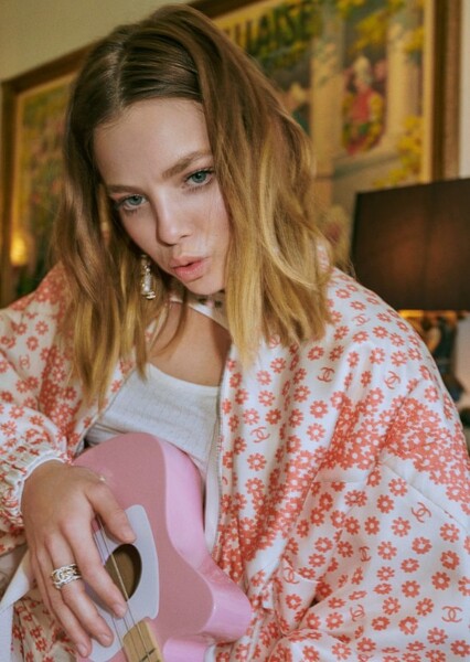 Kristine Froseth photo