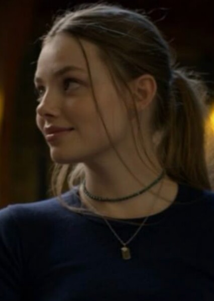 Kristine Froseth photo