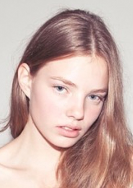 Kristine Froseth photo