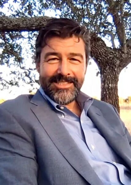 Kyle Chandler photo