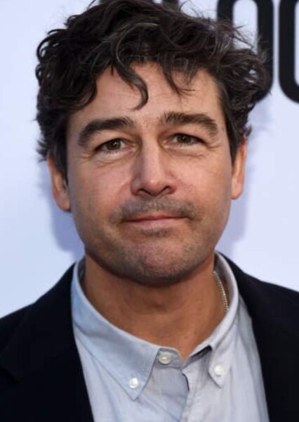 Kyle Chandler photo