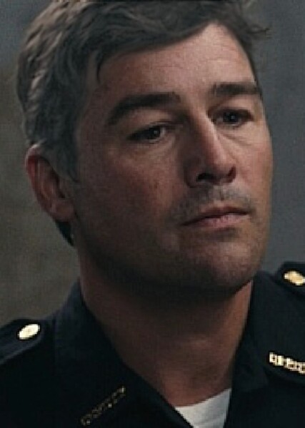 Kyle Chandler
