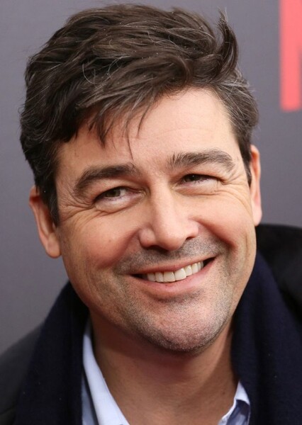 Kyle Chandler photo