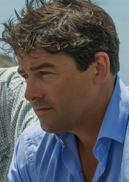 Kyle Chandler photo