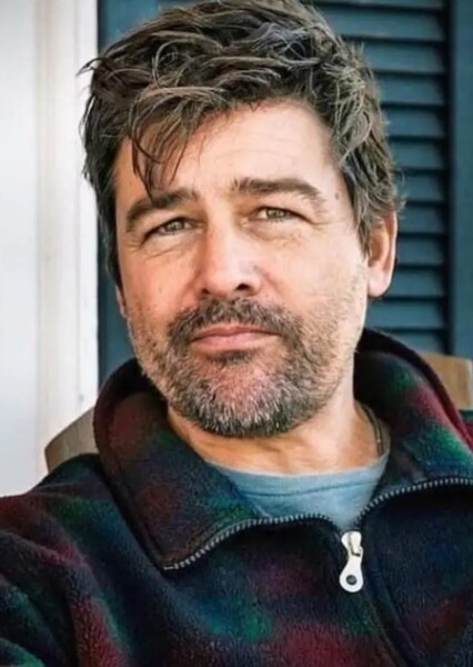 Kyle Chandler photo