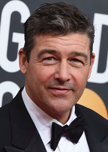 Kyle Chandler photo