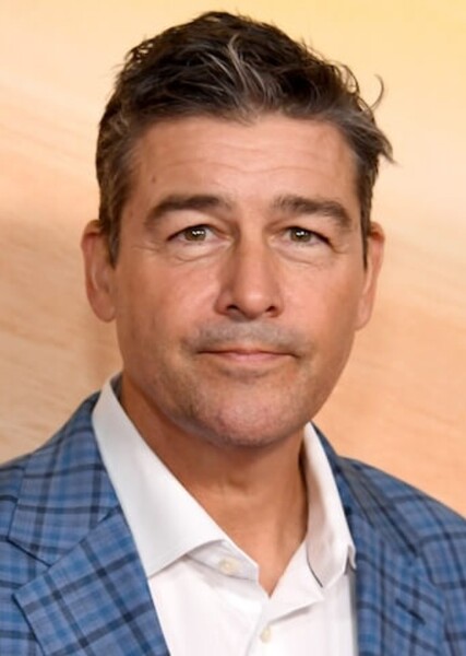 Kyle Chandler photo