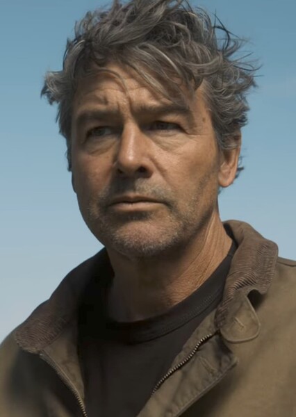 Kyle Chandler photo