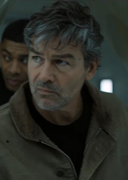 Kyle Chandler photo
