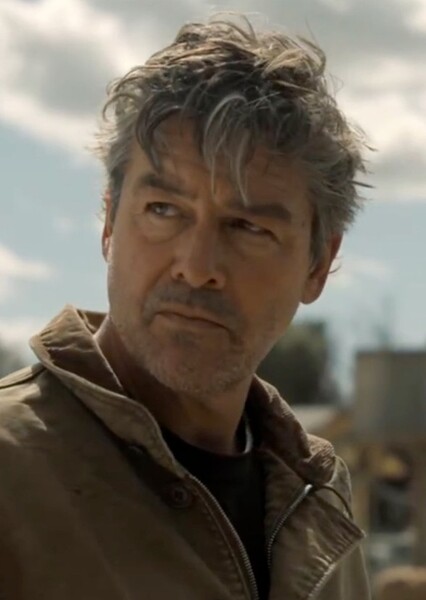 Kyle Chandler photo