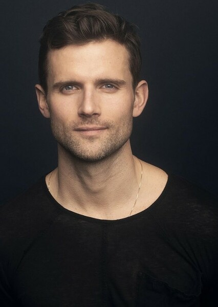 Kyle Dean Massey photo