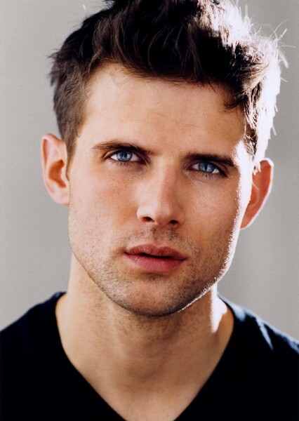Kyle Dean Massey photo