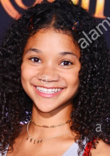 Kylee Russell photo