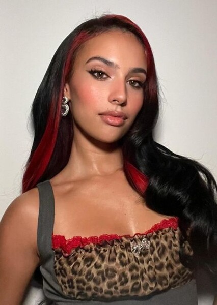 Kylie Cantrall photo