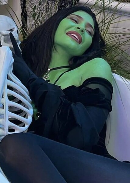 Kylie Jenner photo