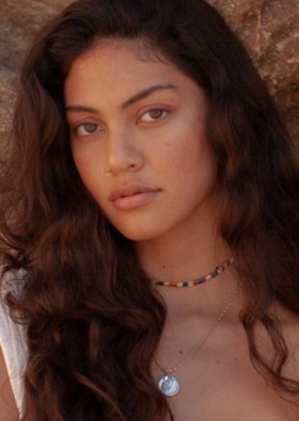 Kylie Moore photo